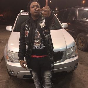 Meet your Posher, Lorious